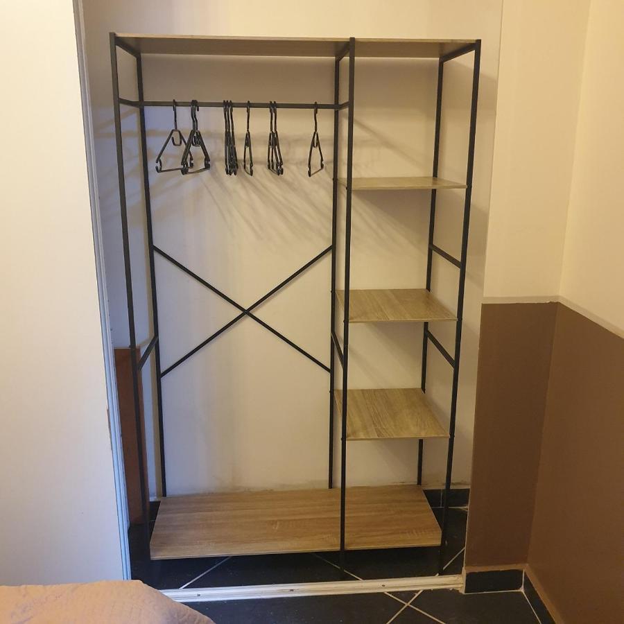 Appartement intra muros 8 personnes climatisé Wifi stationnement facile Aviñón Exterior foto